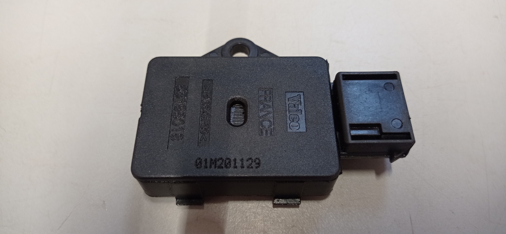 Compteur F1AGL411B*F 55198018 de Iveco Daily i autobús 1985-1989 156 CV