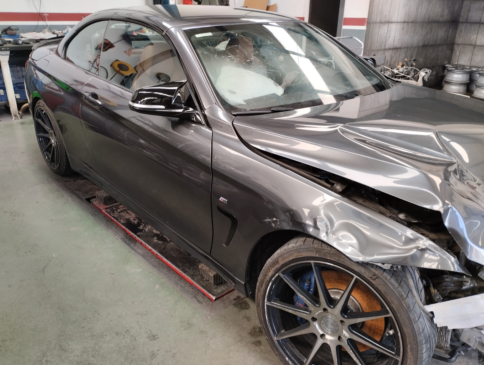 BMW 4 Series F32/F33/F36 (2013-2020) Ремень безопасности задний левый 621637000D 26817498