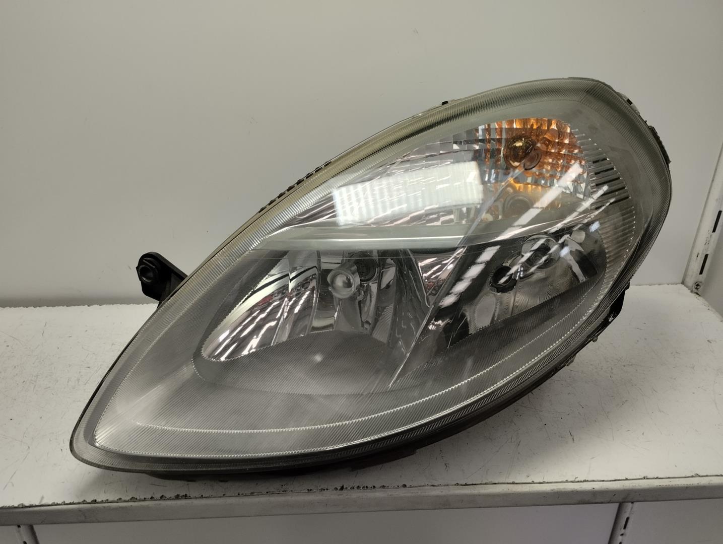 LANCIA Ypsilon II (Type 843)  (2003-2011) Vasen etuvalo 26817184