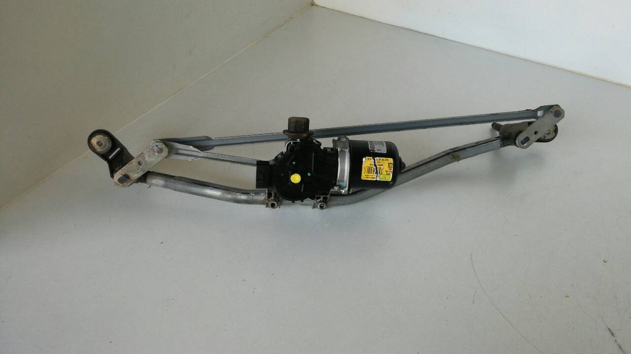 DACIA Sandero 2 generation (2013-2020) Front Windshield Wiper Mechanism 288009321R, W000031629, VALEO 23374664