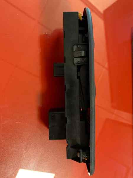 FORD C-Max 1 generation (2003-2010) Front Left Door Window Switch 03168080 22877844