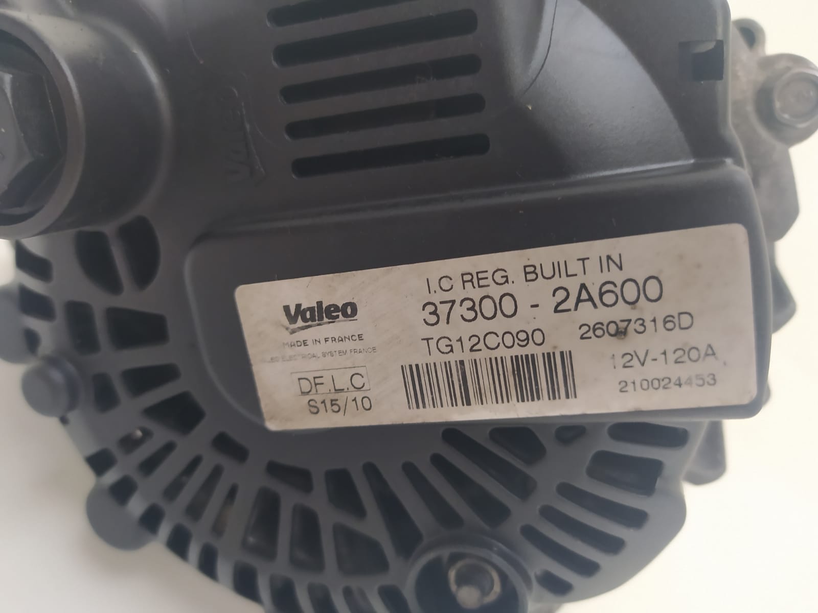 HYUNDAI i30 FD (1 generation) (2007-2012) Ģenerators 373002A600, 2607316D, VALEO 18918490