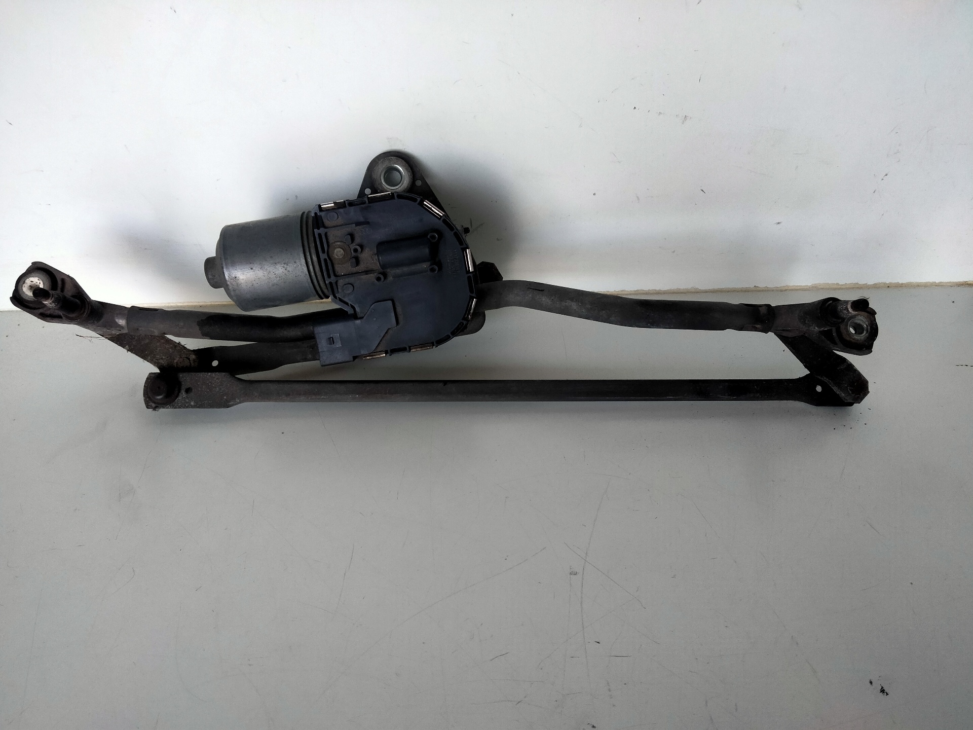 DODGE A6 C6/4F (2004-2011) Front Windshield Wiper Mechanism 4F1955119, 1137328149 22880495