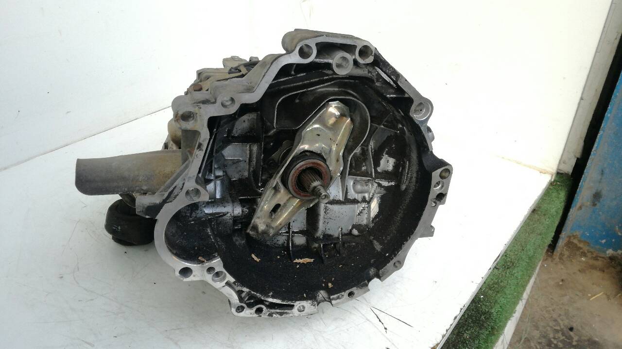 VOLKSWAGEN Passat B5 (1996-2005) Gearbox EEN 18952512