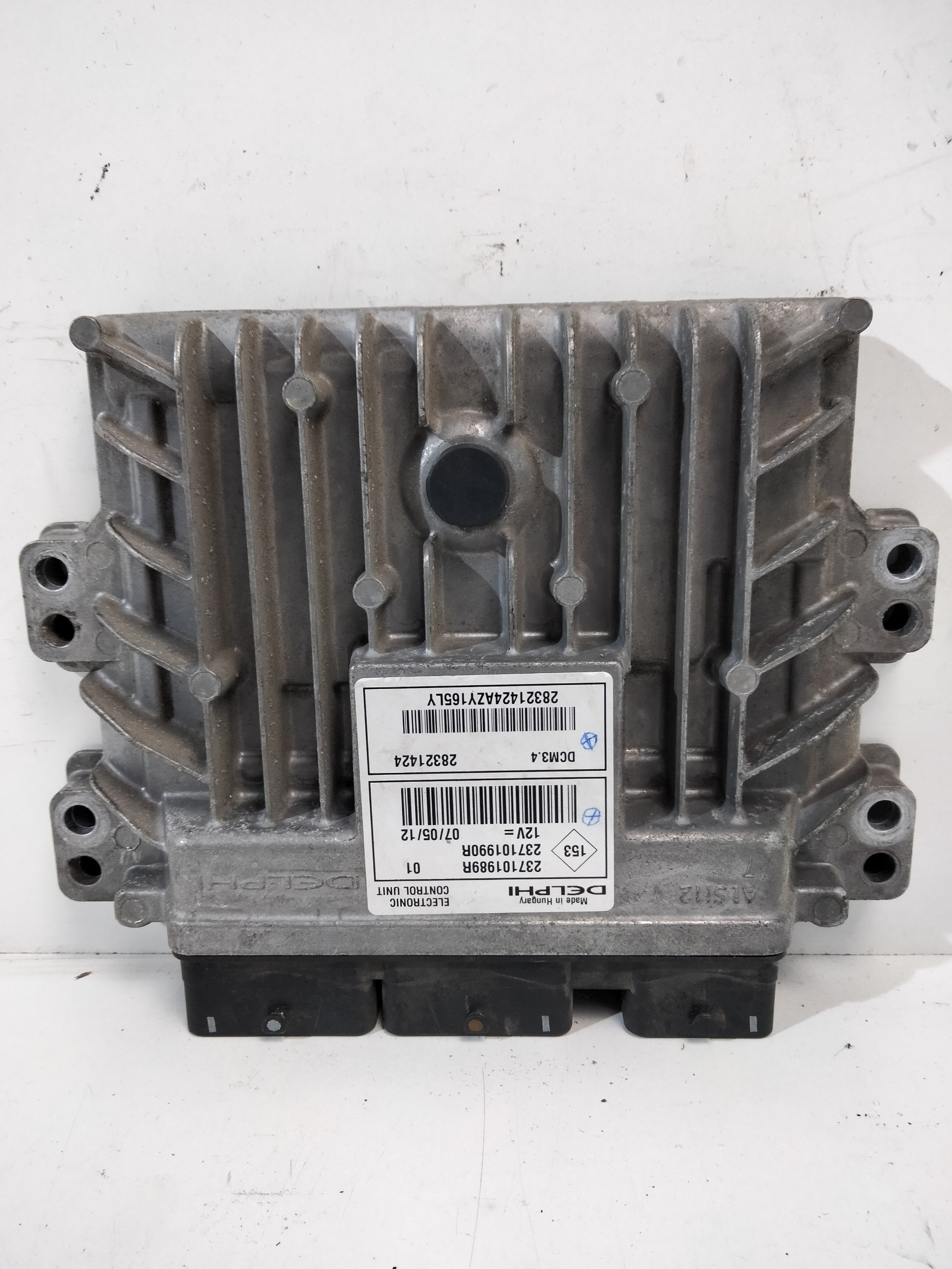 RENAULT Clio 3 generation (2005-2012) Engine Control Unit ECU 237101989R,28321424 18970421