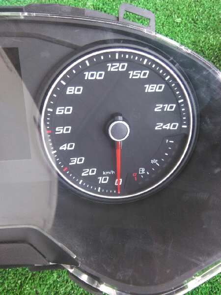 SEAT Alhambra 2 generation (2010-2021) Speedometer 6F0920740, A2C10854900 18843369