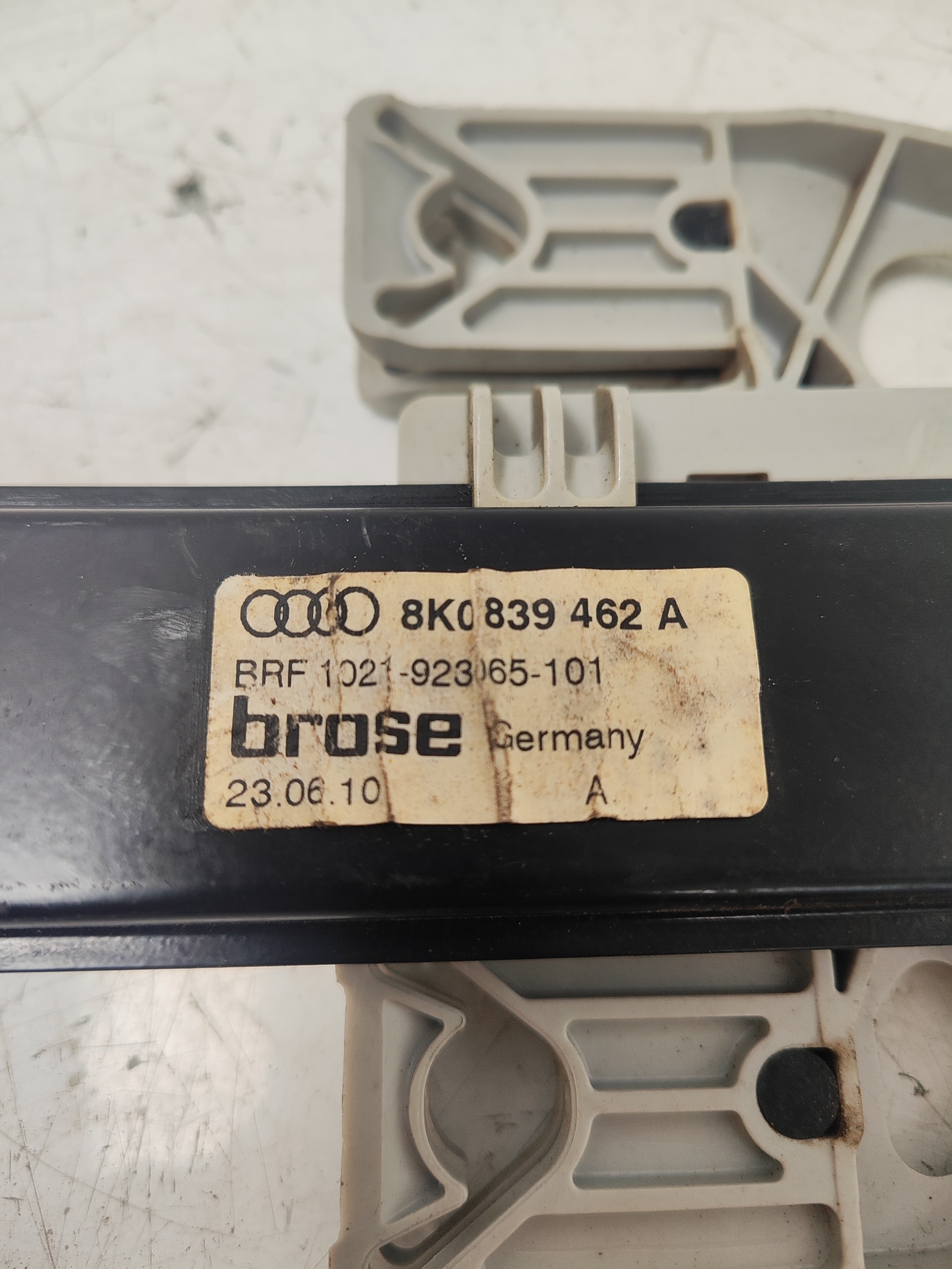 AUDI A1 8X (2010-2020) Främre höger dörrfönsterhiss 8K0839462A 26262970