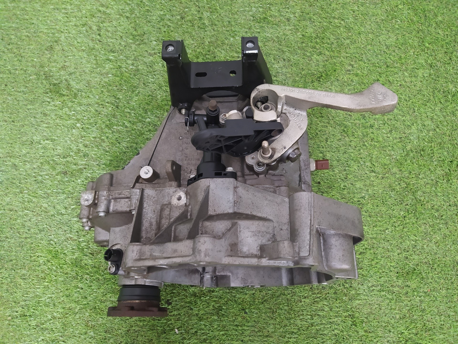 SEAT Cordoba 2 generation (1999-2009) Gearbox LNR 18826518