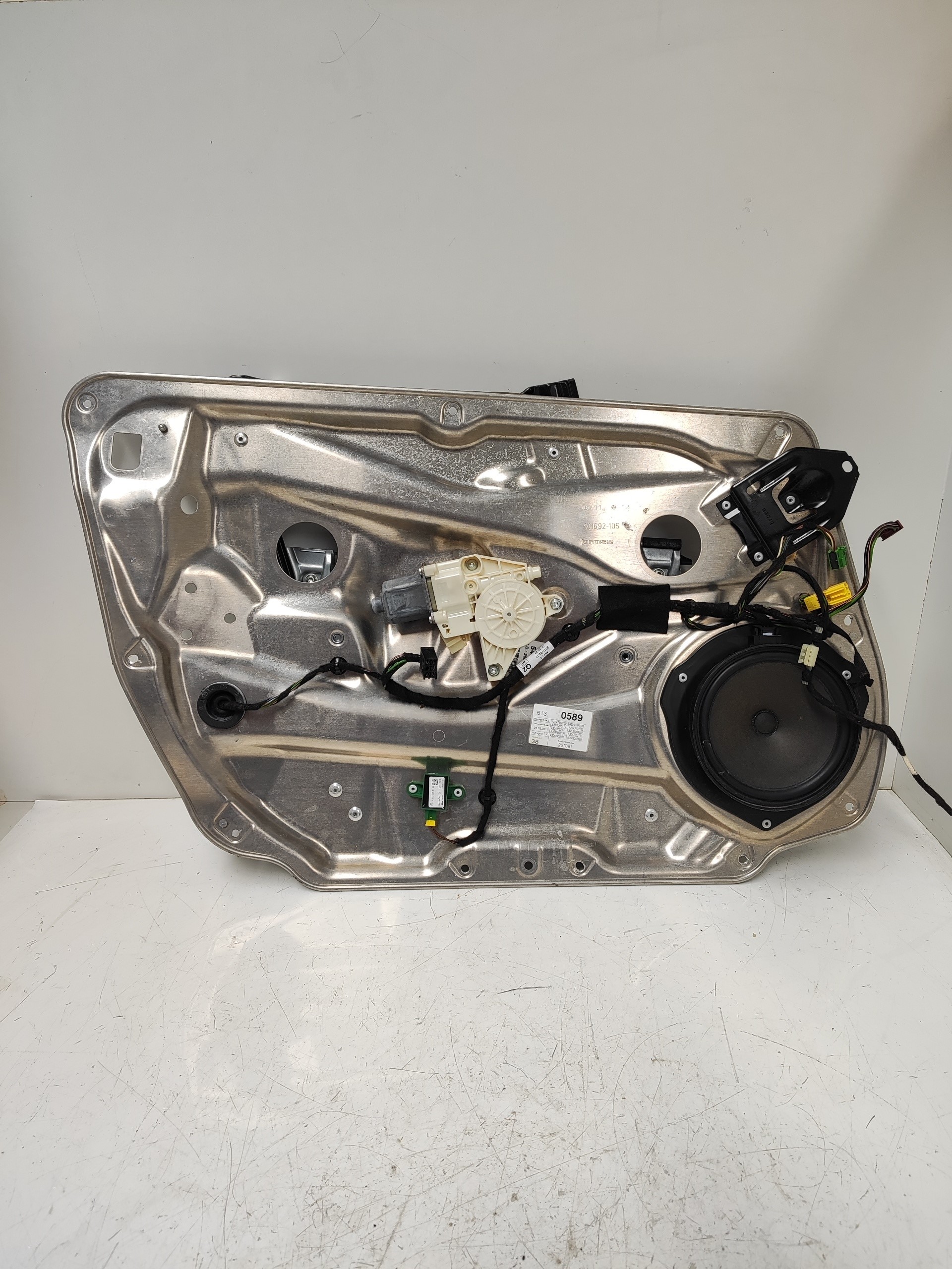 MERCEDES-BENZ C-Class W204/S204/C204 (2004-2015) Front Left Door Window Regulator A2047660139 18933663