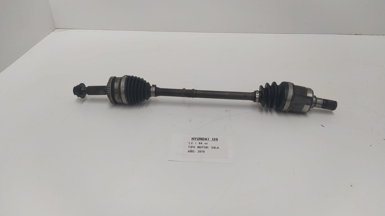 HYUNDAI i20 IB (2 generation) (2014-2020) Front Left Driveshaft SINREF 26262104