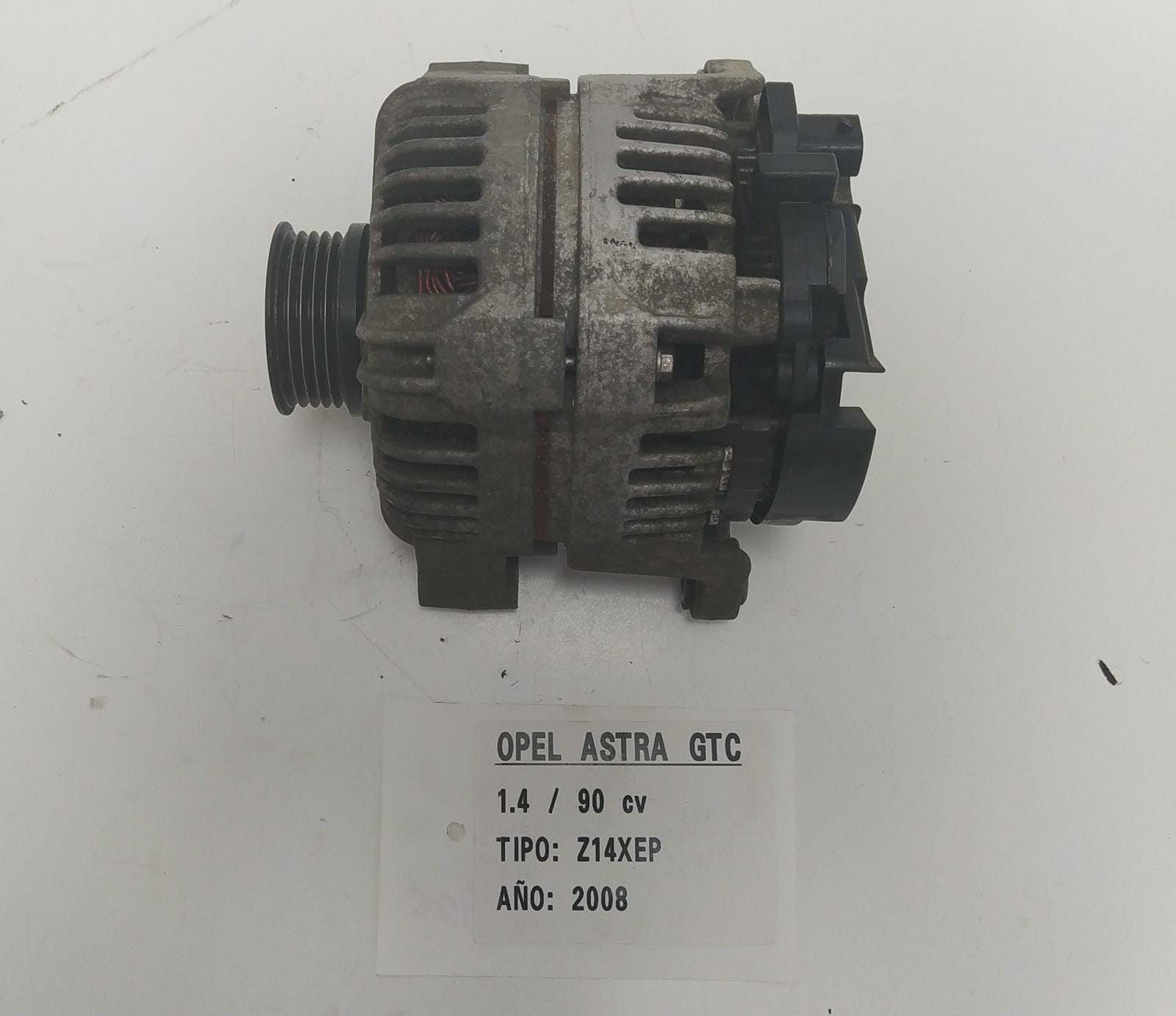 VAUXHALL Astra J (2009-2020) Alternator 0124325171,13222 22877869