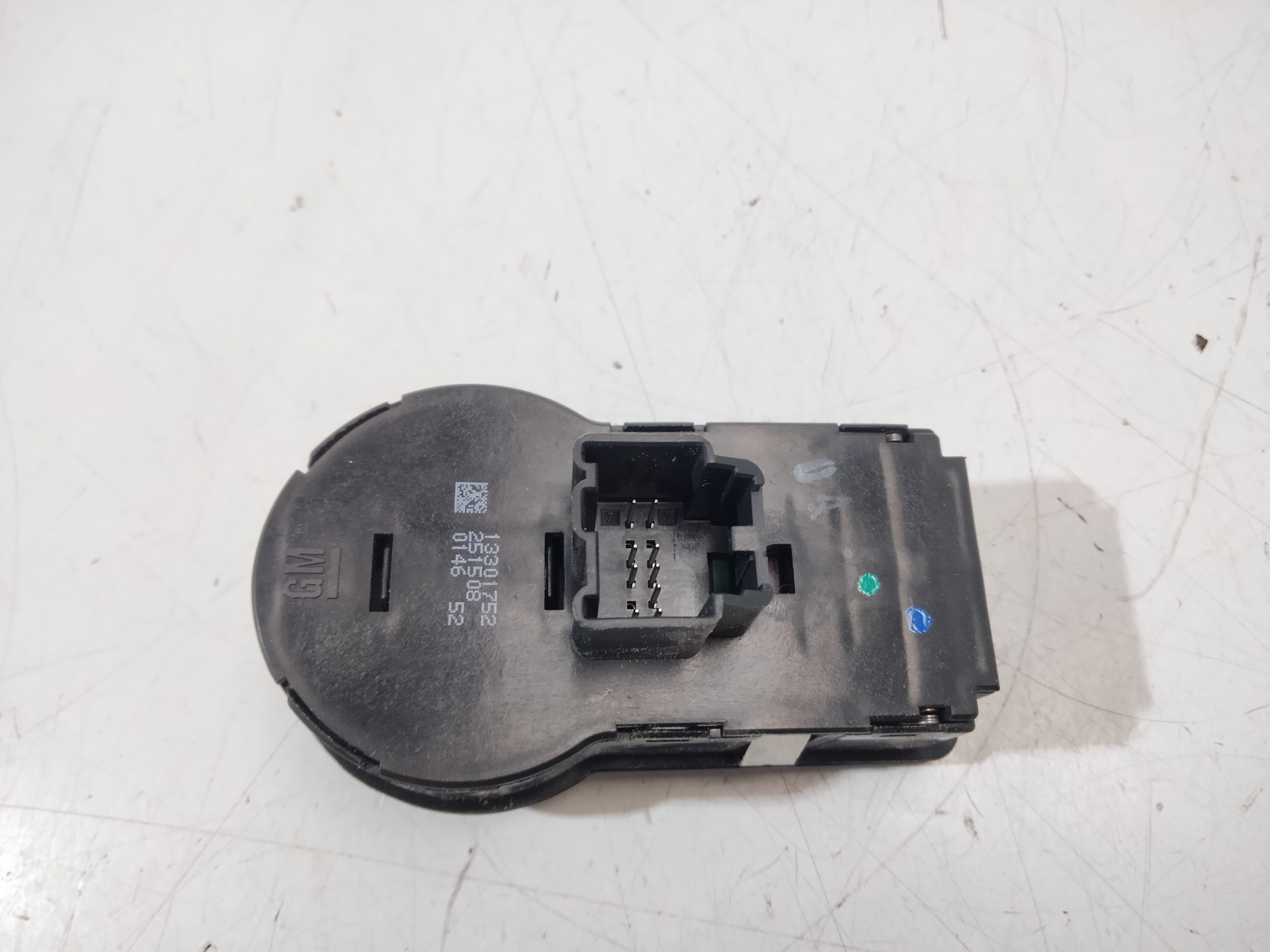 CHEVROLET Cruze 1 generation (2009-2015) Headlight Switch Control Unit 13301752 18952862