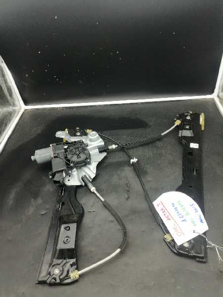 OPEL Astra J (2009-2020) Front Right Door Window Regulator 209551582, 13350759 18926486