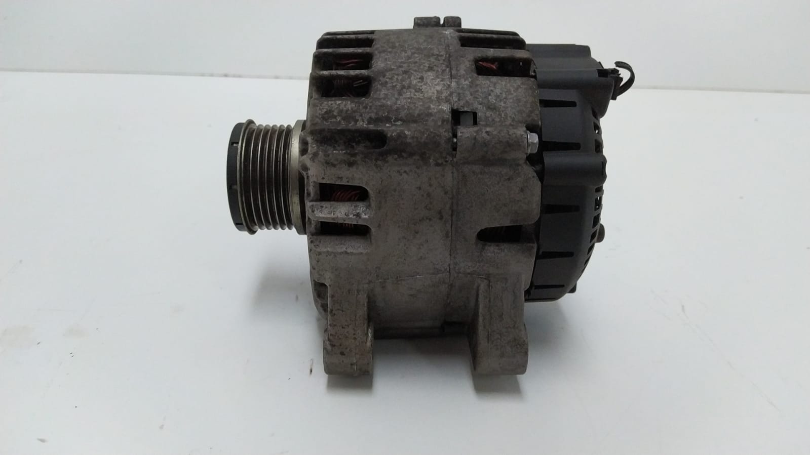 PEUGEOT 208 Peugeot 208 (2012-2015) Alternator 9678048880, TG15C189, 212175639 18952567