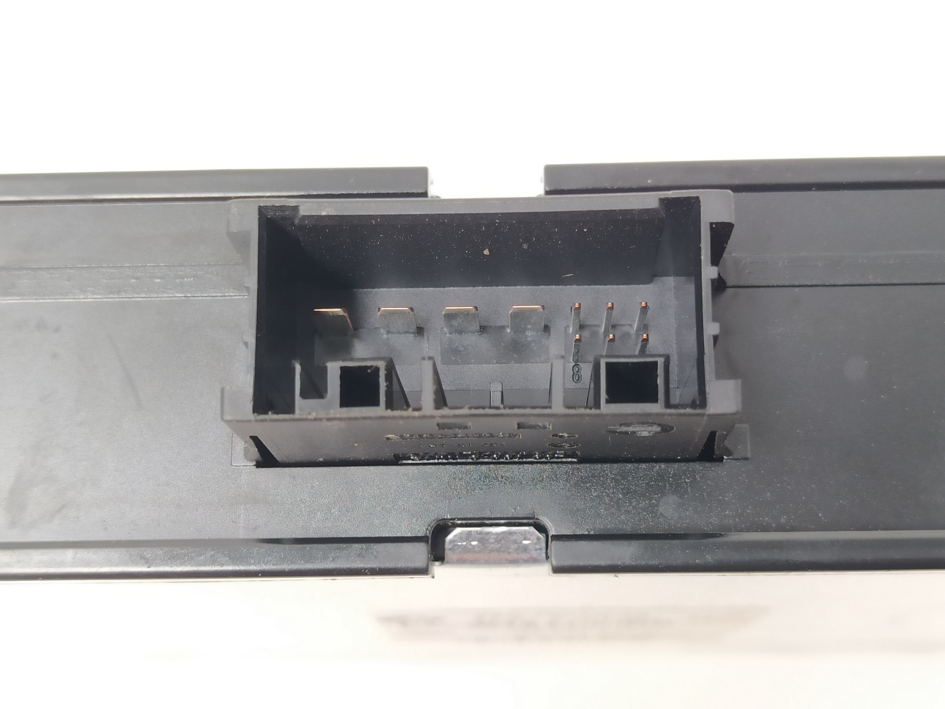 BMW 6 Series F06/F12/F13 (2010-2018) Other Control Units 6142925198401, 8ES01013401 22886944