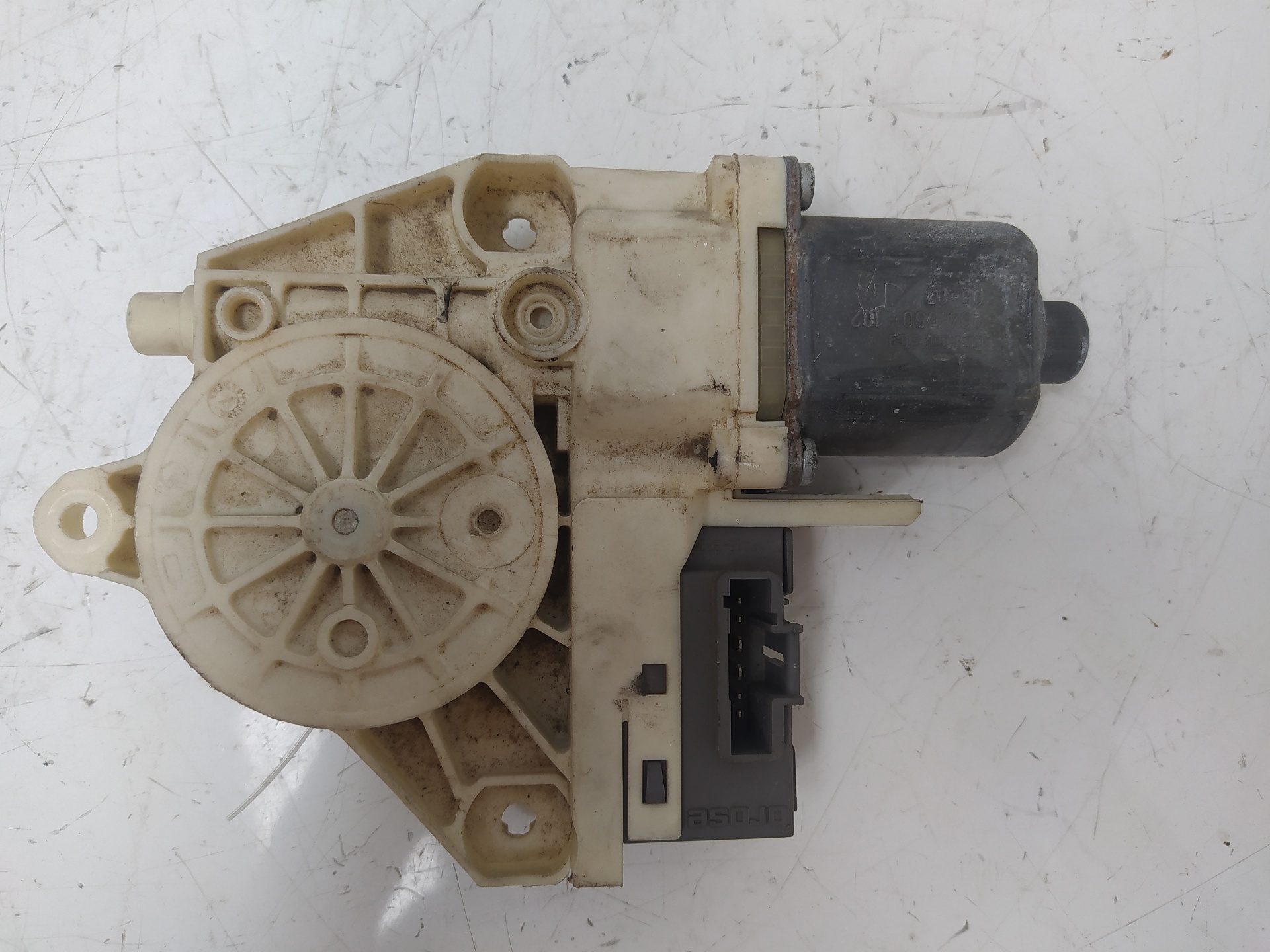 PEUGEOT 407 1 generation (2004-2010) Rear Right Door Window Control Motor 999066103, 0130822200 23374907