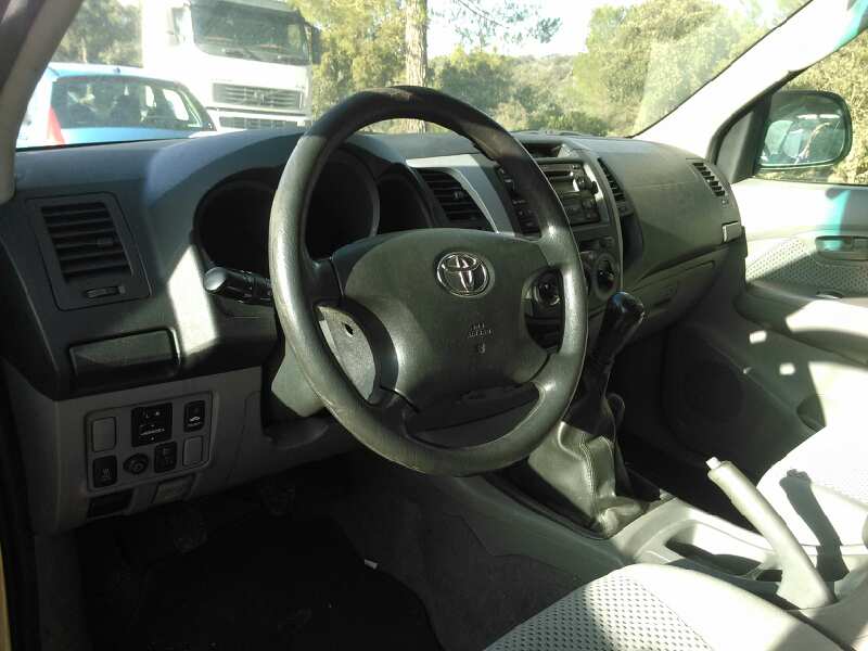 TOYOTA Hilux 7 generation (2005-2015) Замок задней левой двери 690600K040 25161064