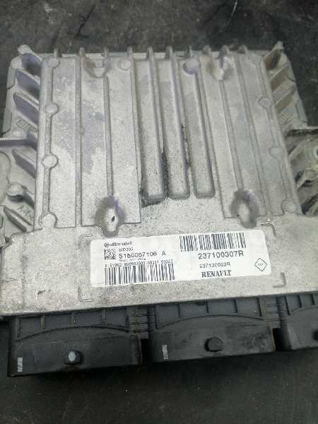 RENAULT Megane 3 generation (2008-2020) Engine Control Unit ECU 237100307R, S180067106A 18917700