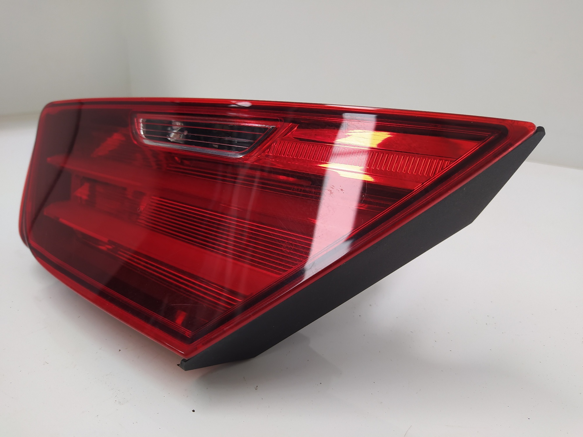 BMW 6 Series F06/F12/F13 (2010-2018) Rear Right Taillight Lamp 63217210580,6321721058008,89505164 26262627