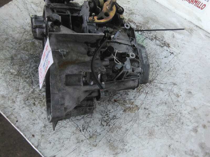 CITROËN C5 1 generation (2001-2008) Gearbox 20LM23 18824362