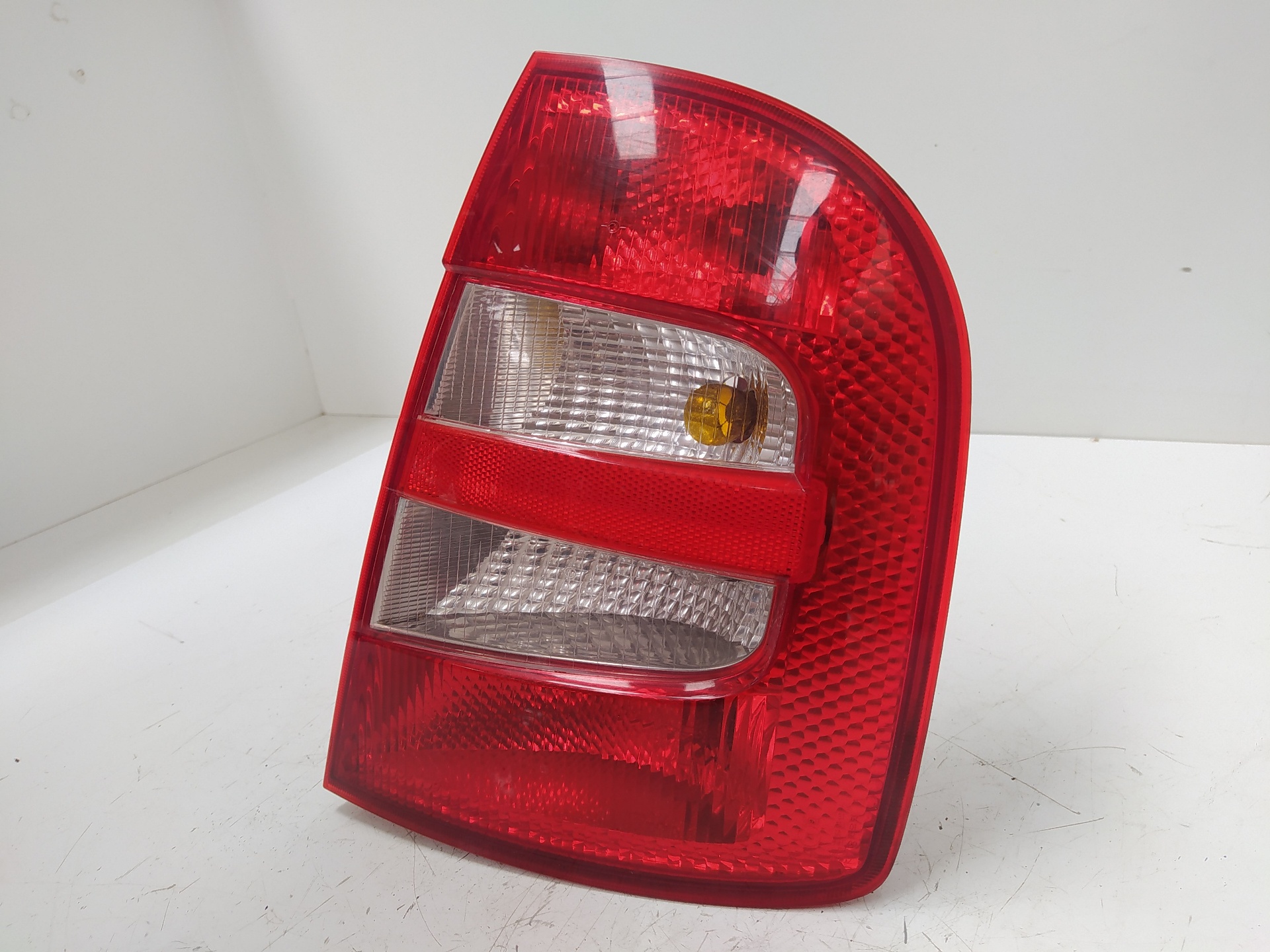 SKODA Fabia 6Y (1999-2007) Rear Right Taillight Lamp ZSB6Y6945096, 6Y6945112 19008645