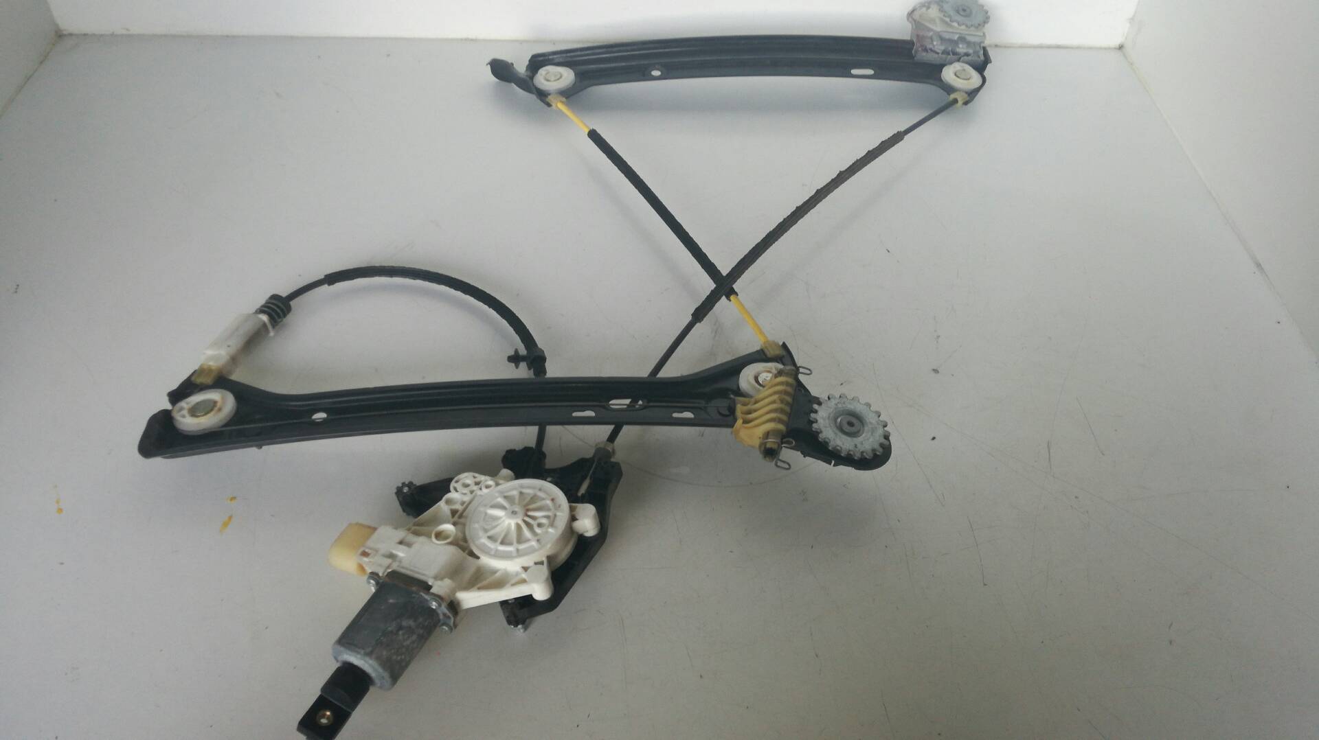 BMW 1 Series F20/F21 (2011-2020) Front Right Door Window Regulator 7268448 18918704