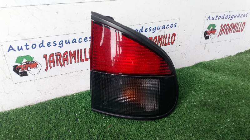 RENAULT Safrane 1 generation (1992-2000) Фонарь задний правый 7700808304 18896937