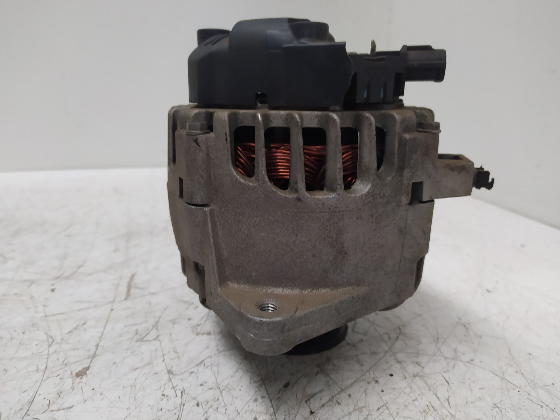 KIA Cee'd 1 generation (2007-2012) Alternator 373002B600,2609780 18855849