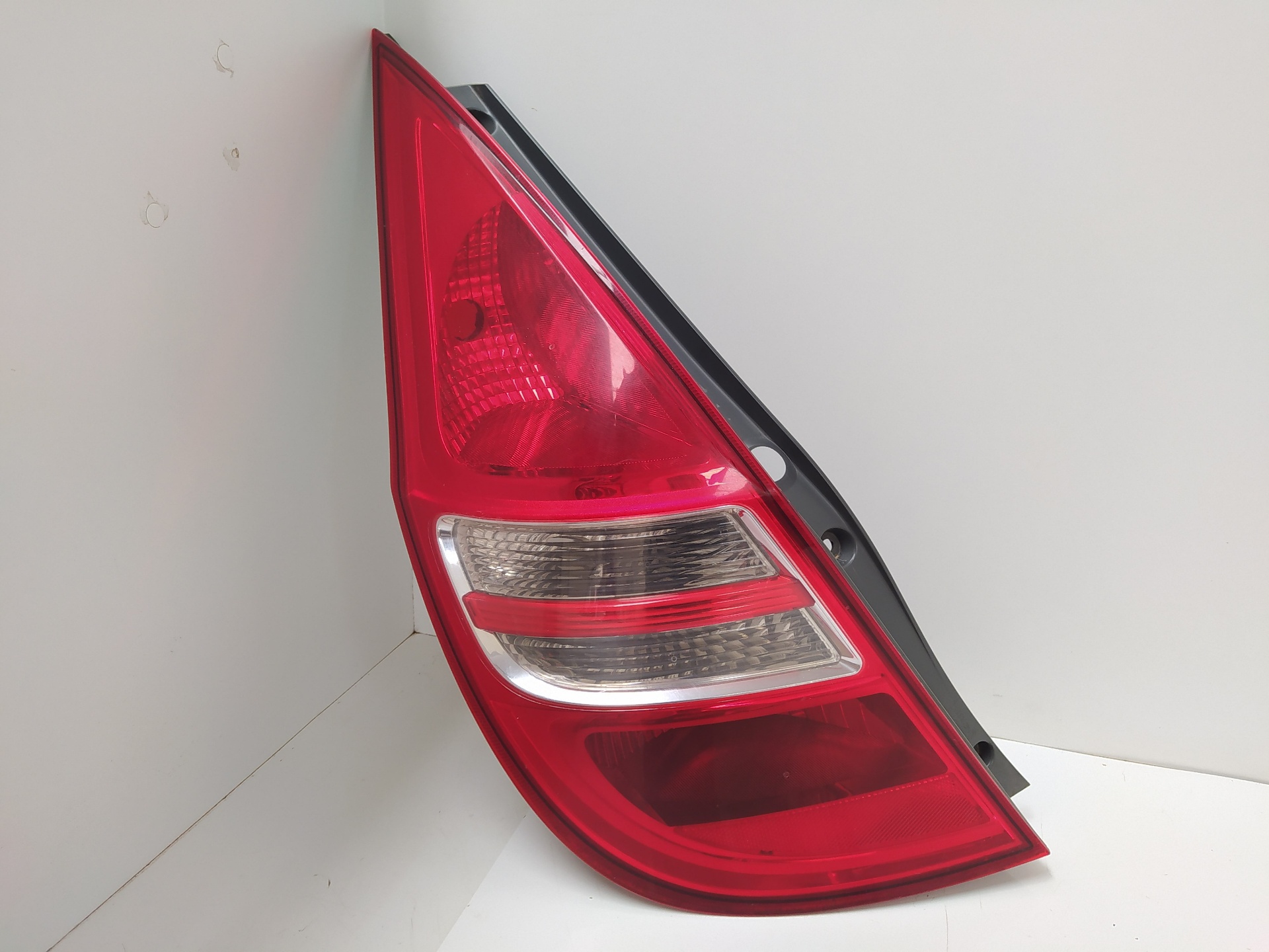 HYUNDAI i30 FD (1 generation) (2007-2012) Задна лява задна светлина 924012R0 19007058