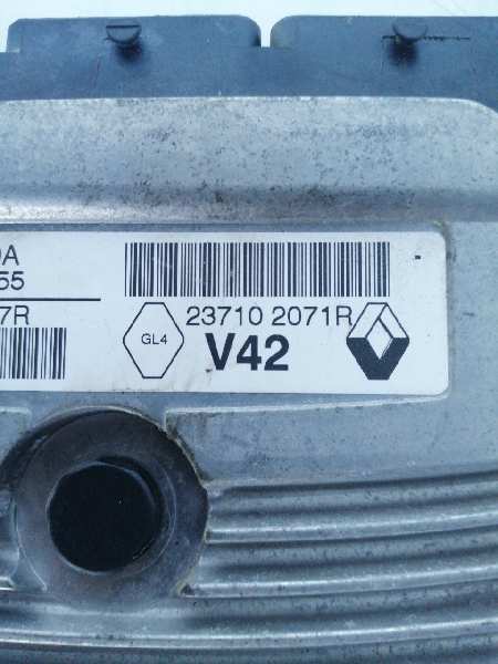 DACIA Sprinter 2 generation (906) (2006-2018) Moottorin ohjausyksikkö ECU 237102071R,237103317R 26261426