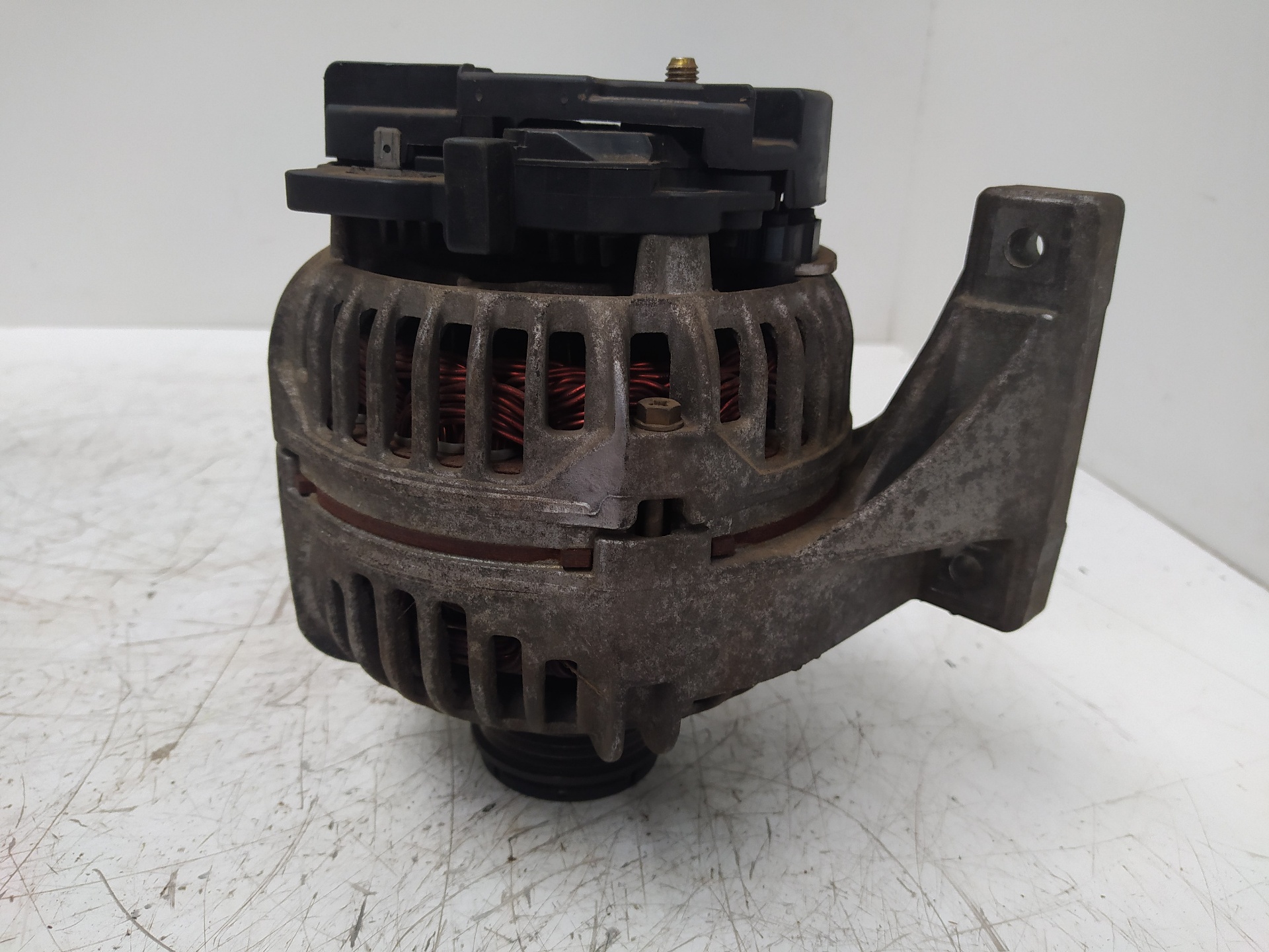 LEXUS S60 1 generation (2000-2009) Alternator 0124525039,8676496 18825156