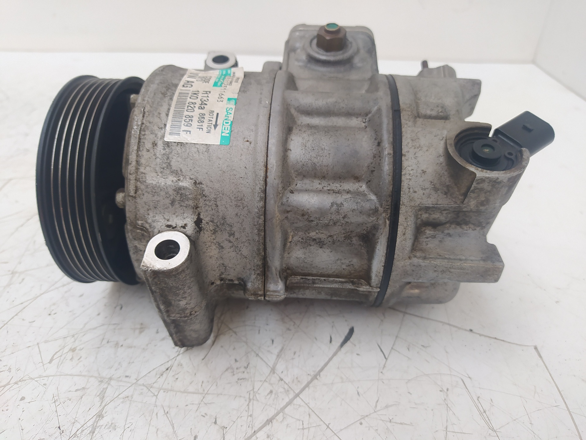 CHEVROLET Leon 2 generation (2005-2012) Помпа за климатик 1K0820859F, SANDEN 22878401