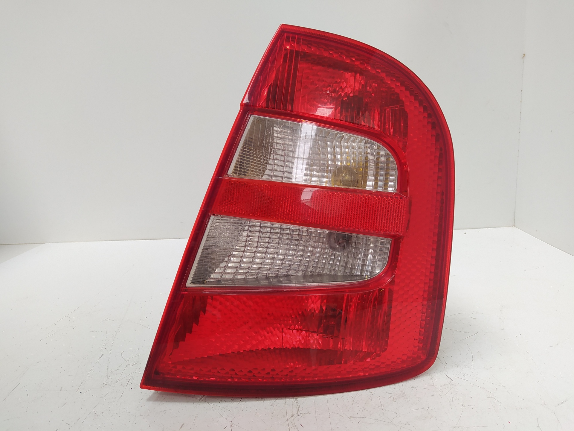 SKODA Fabia 6Y (1999-2007) Rear Right Taillight Lamp ZSB6Y6945096, 6Y6945112 19008645