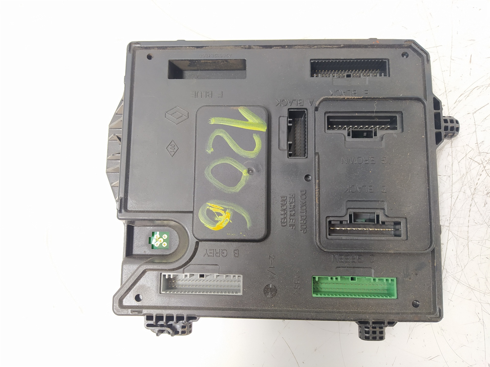 VAUXHALL Megane 3 generation (2008-2020) Fuse Box 284B17288R, BCM, CONTINENTAL 22886806