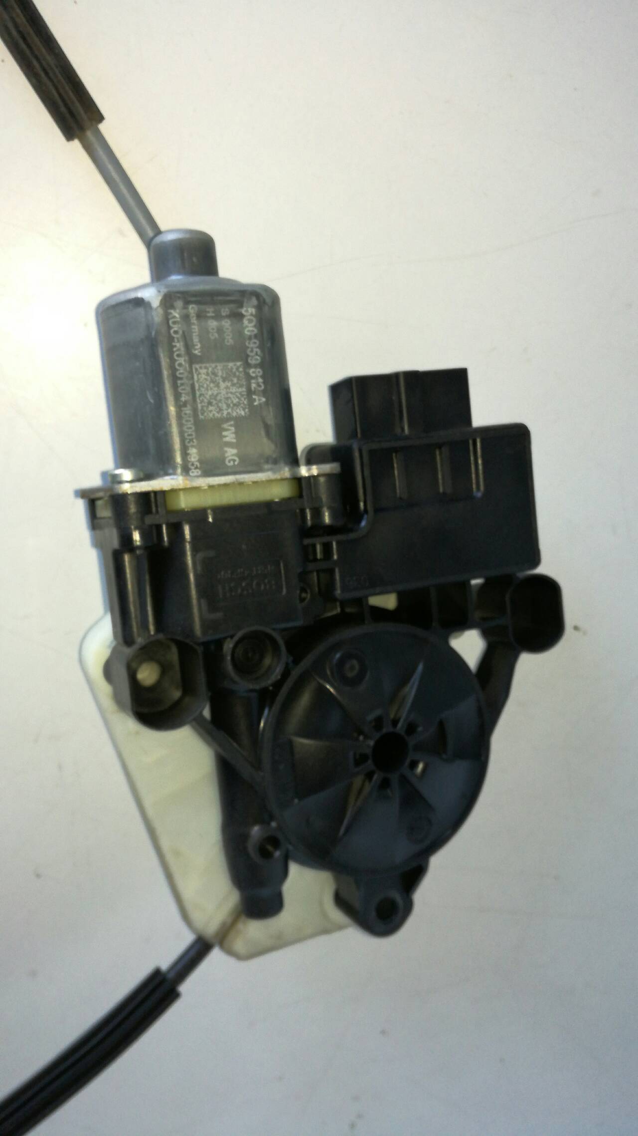 SEAT Leon 3 generation (2012-2020) Rear Right Door Window Regulator 5Q0959812A 18953041