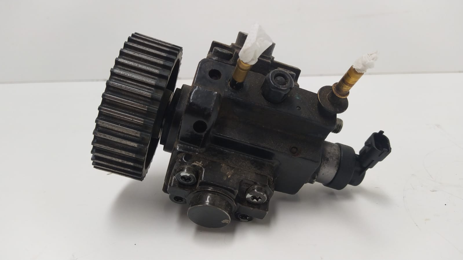 ALFA ROMEO 159 1 generation (2005-2011) High Pressure Fuel Pump 0055205935,0445010150,003740414446 21576126