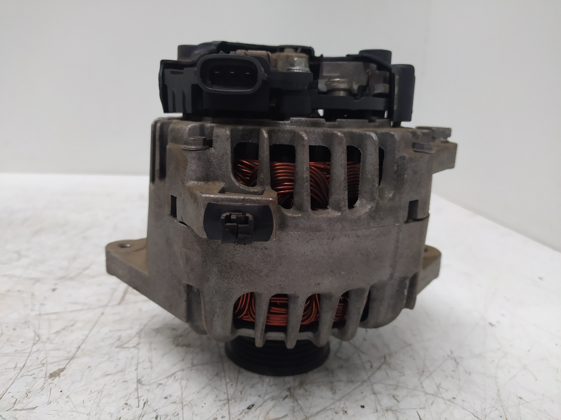 KIA Cee'd 1 generation (2007-2012) Alternator 373002B600,2609780 18855849