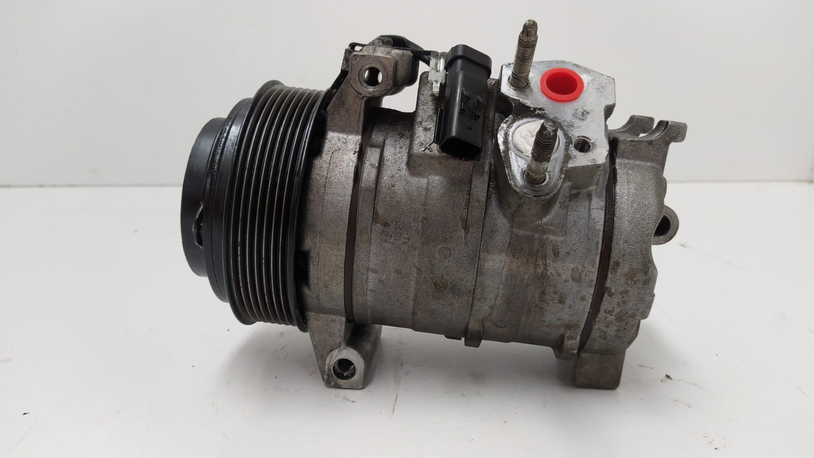 CHRYSLER 300C 1 generation (2005-2011) Air Condition Pump 4472205604,10S17C 22877322