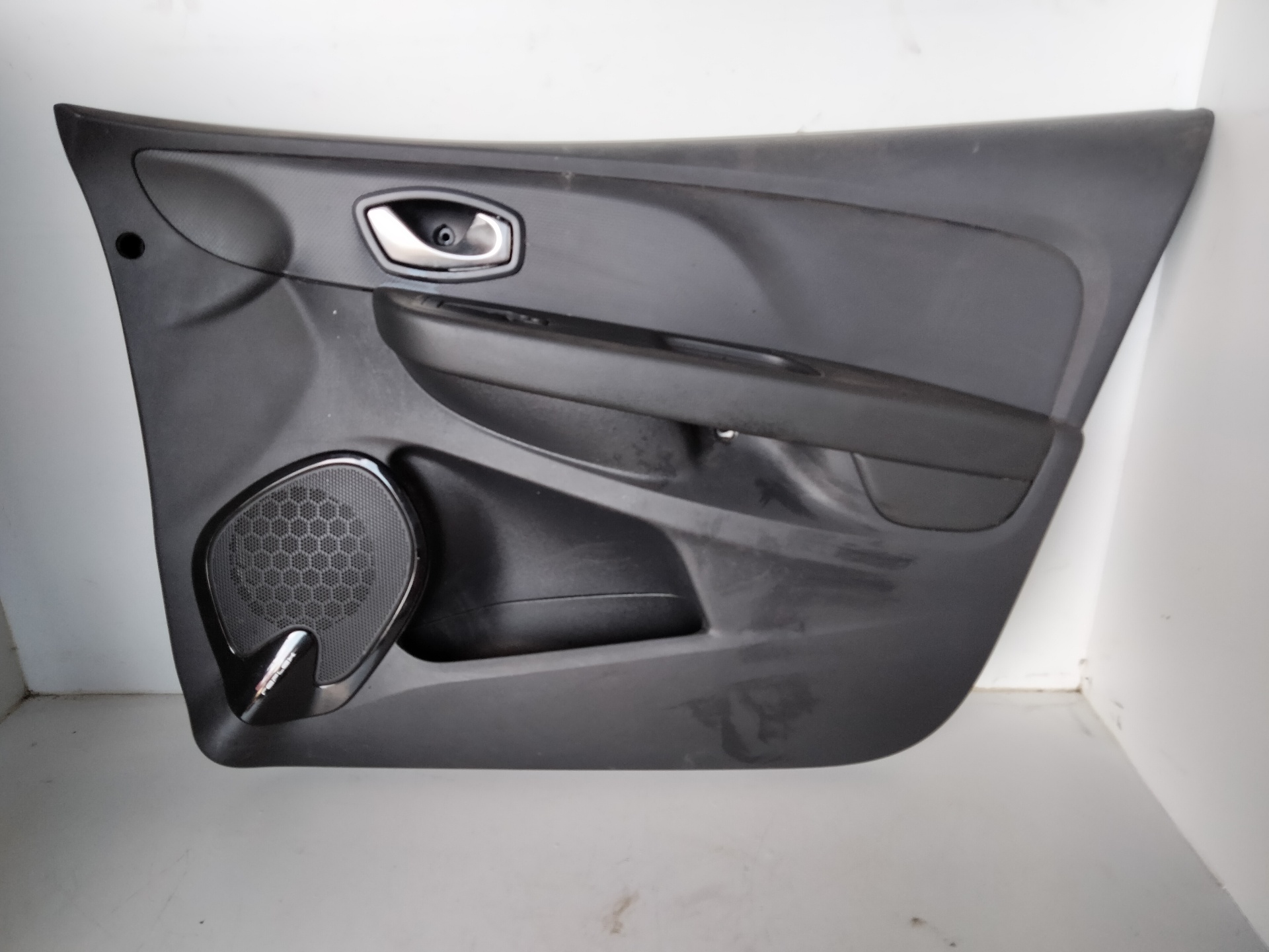 RENAULT Clio 3 generation (2005-2012) Front Right Door Panel 809005326R, 809005832R 18837581