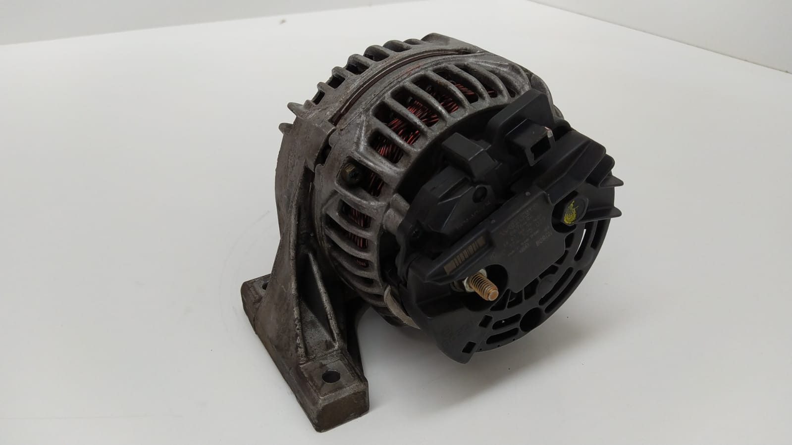 VOLVO V70 2 generation (2000-2008) Alternator 0124525029,8676496 18971452