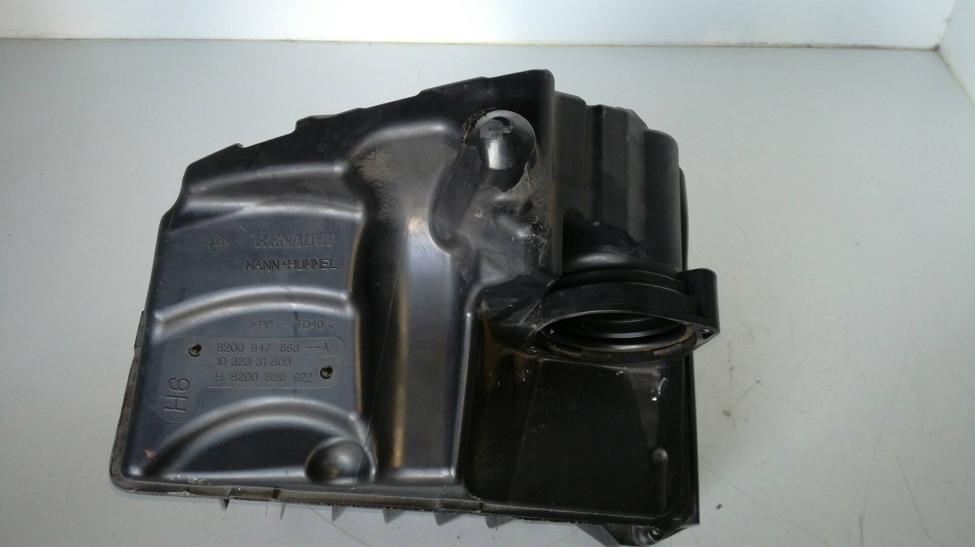 RENAULT Megane 3 generation (2008-2020) Autres pièces du compartiment moteur 8200947663,8200820922 18948285