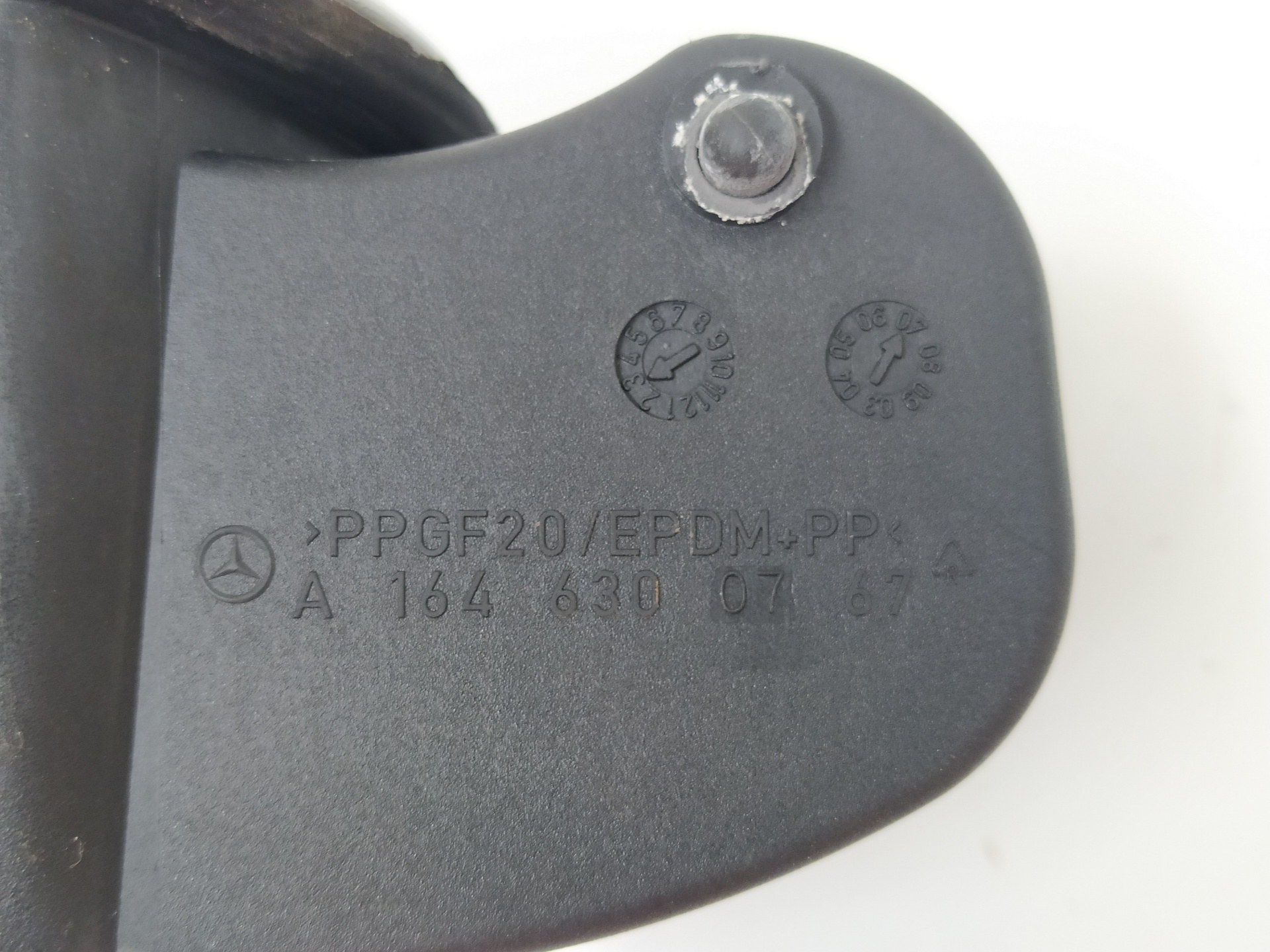 MERCEDES-BENZ M-Class W164 (2005-2011) Fuel tank cap A1646300767 22887380