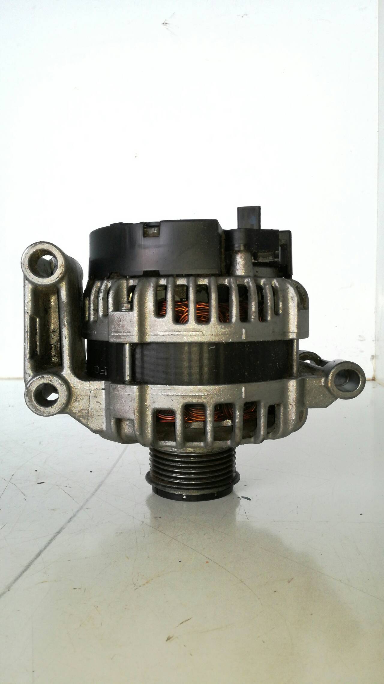 LAMBORGHINI Jumper 1 generation (2006-2013) Alternator 0125711102 22879435