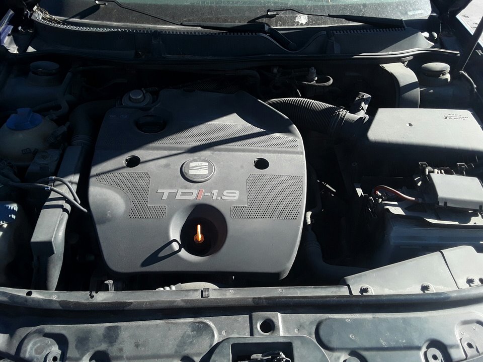 SEAT Leon 1 generation (1999-2005) Interkūlerio radiatorius 24552197