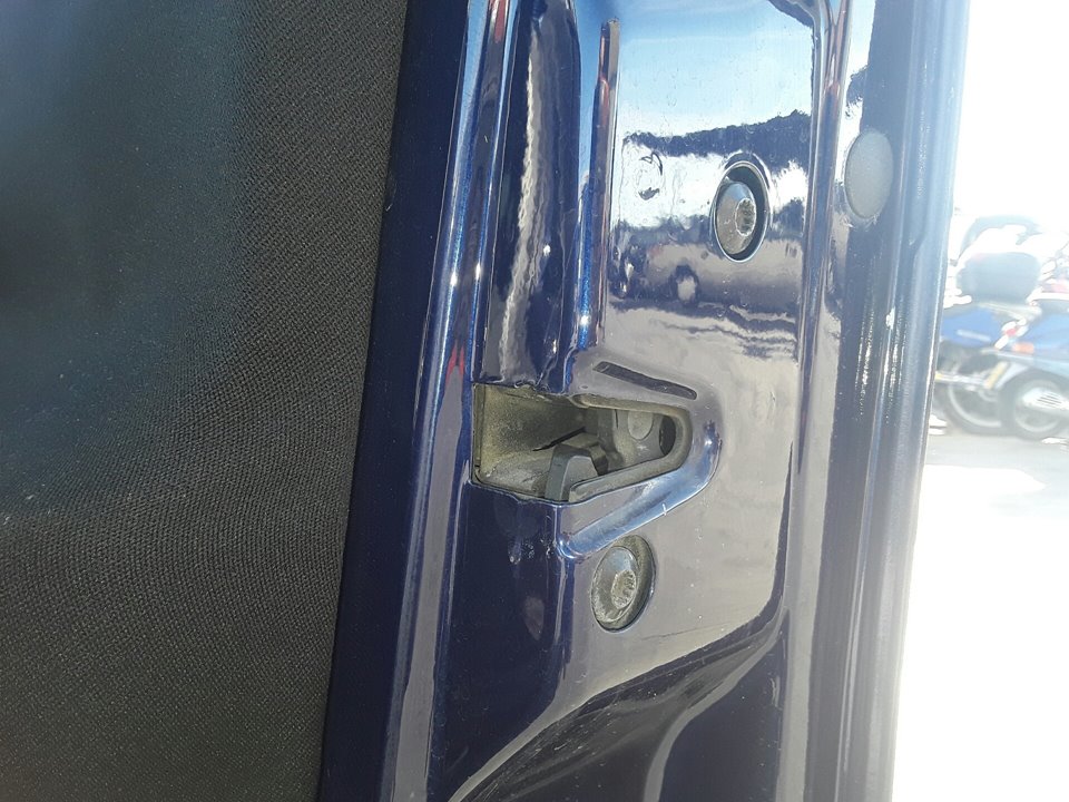 SEAT Leon 1 generation (1999-2005) Priekinių dešinių durų spyna 24552179