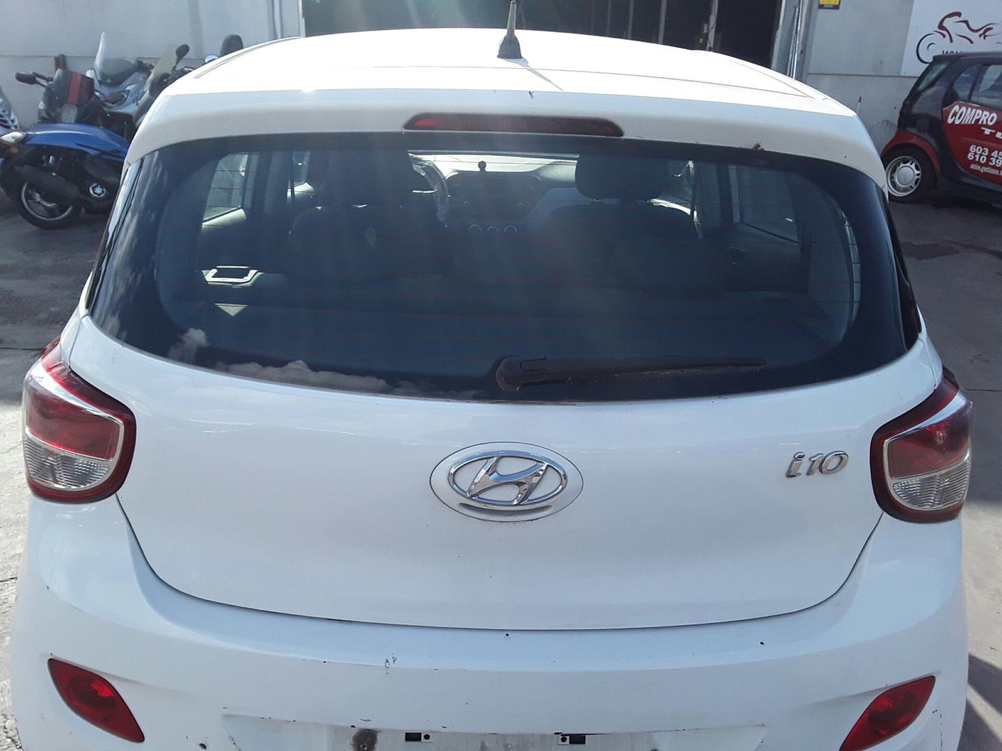 HYUNDAI i10 2 generation (2013-2019) Крышка багажника 73700B9030 20080613 -  Подержанные запчасти онлайн - 7702663 | Dalys.lt