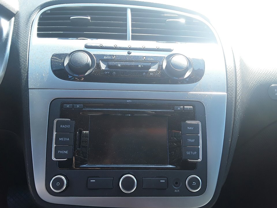 SEAT Toledo 3 generation (2004-2010) Muzikos grotuvas su navigacija 24552658