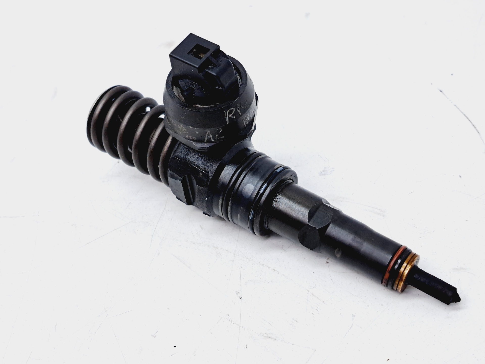 AUDI A2 8Z (1999-2005) Injecteur de carburant 038130073BA 25894042