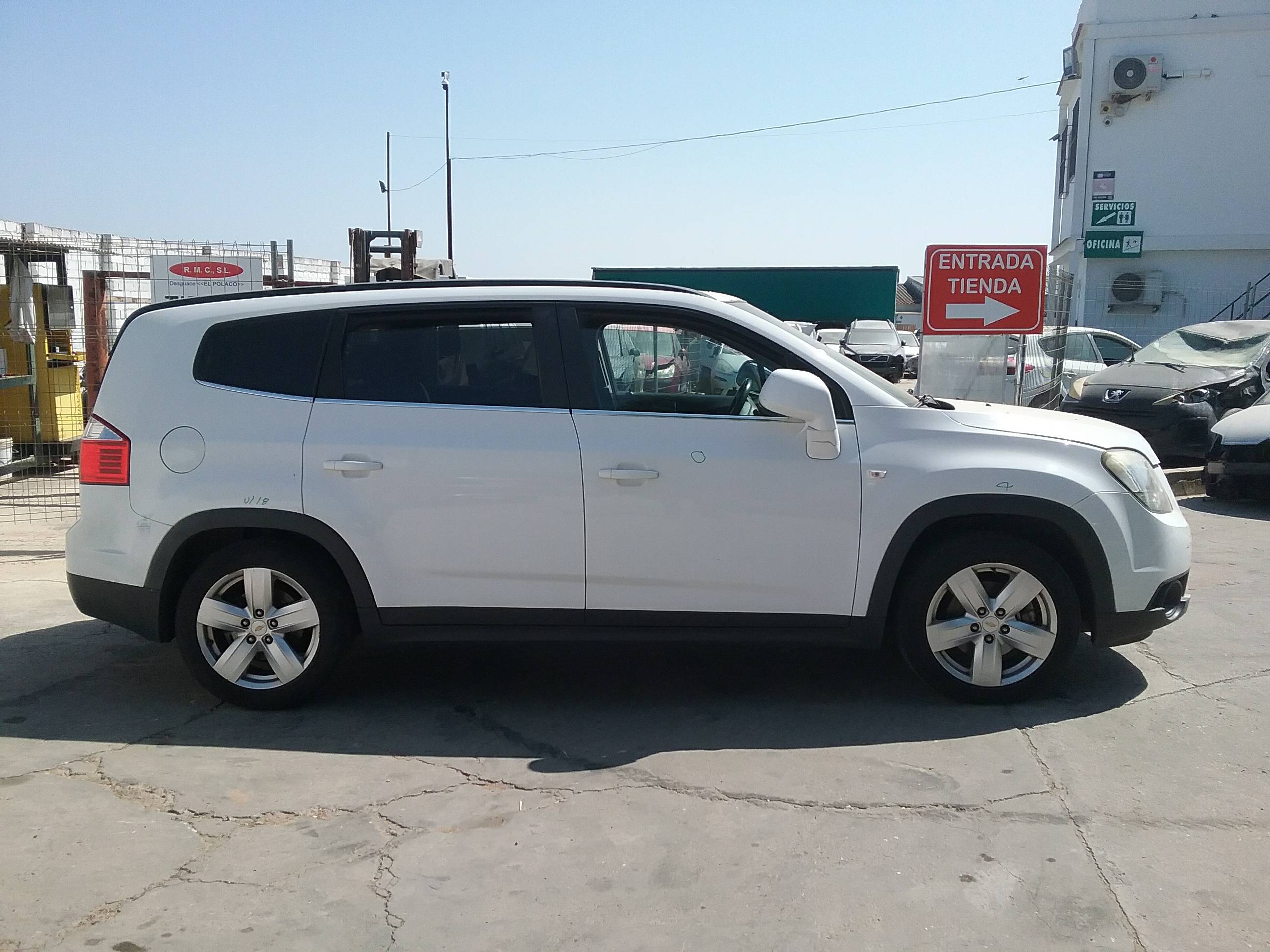 CHEVROLET Orlando 1 generation (2010-2015) Încuietoarea ușă stânga față 13579522 25964921