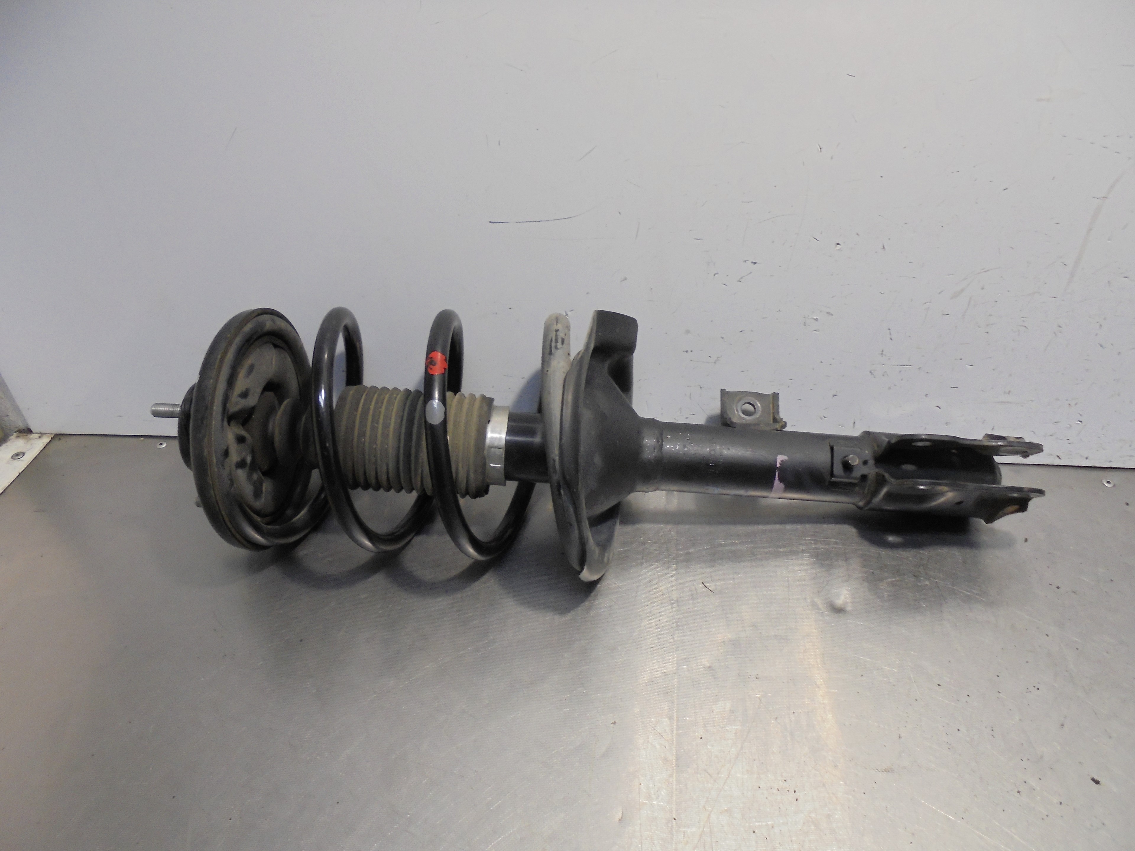 MITSUBISHI ASX 1 generation (2010-2020) Front Left Shock Absorber 4060A325 25061947